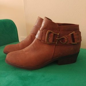 Carlos By Carlos Santana Brown Booties